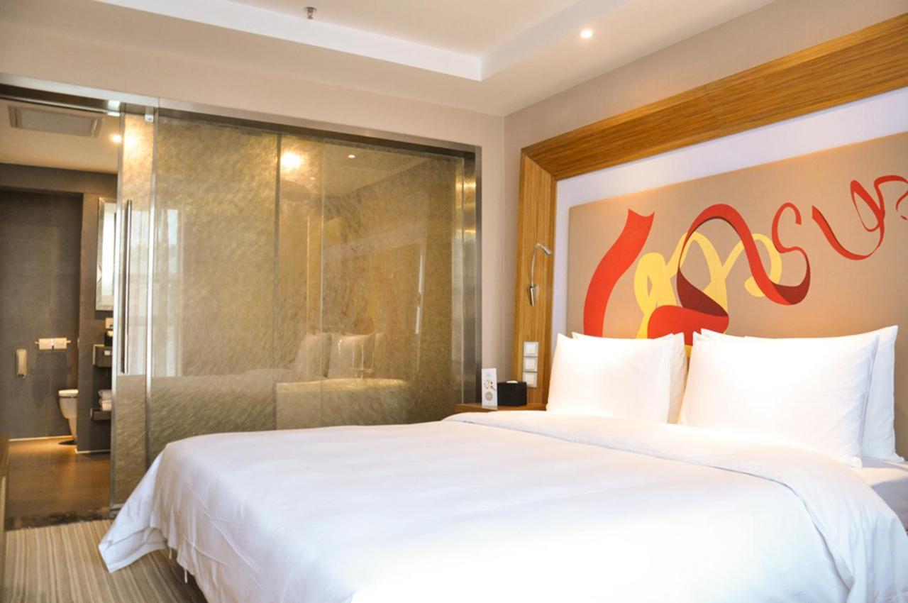 Novotel Guiyang Downtown Екстериор снимка