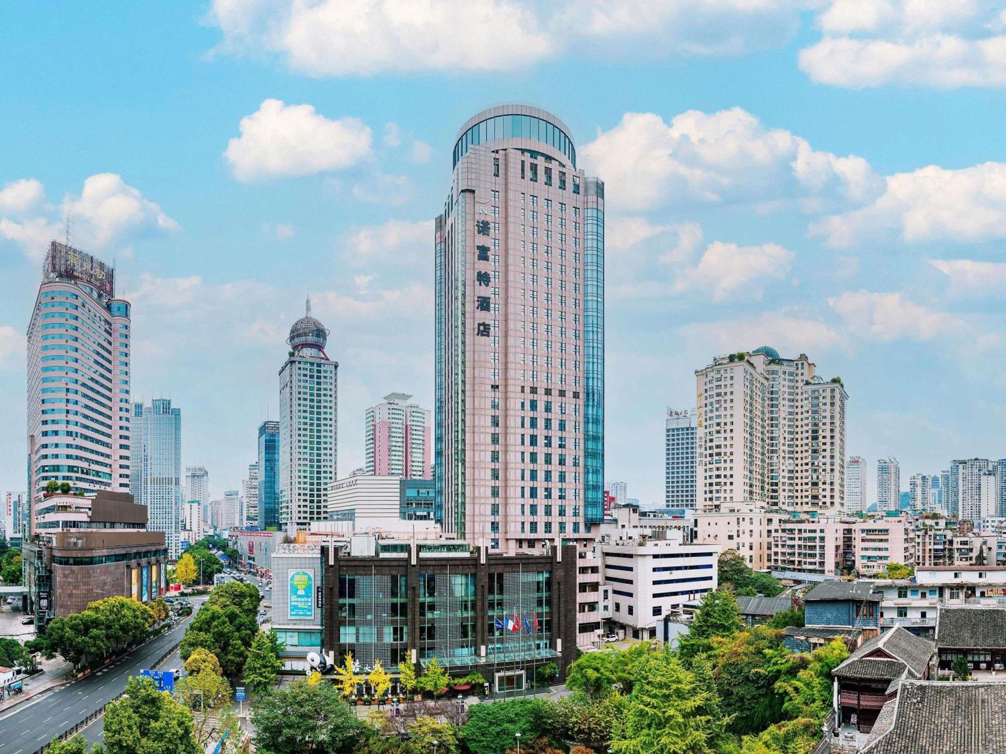 Novotel Guiyang Downtown Екстериор снимка